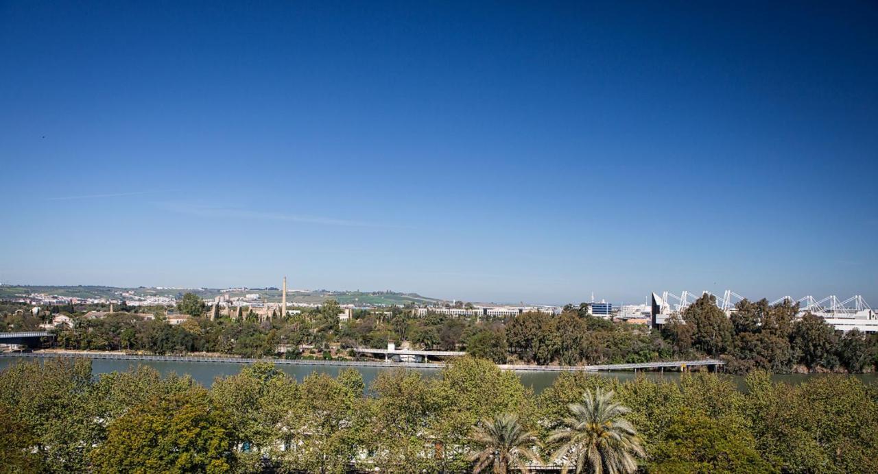 Homefeel Cartuja Seville Luaran gambar