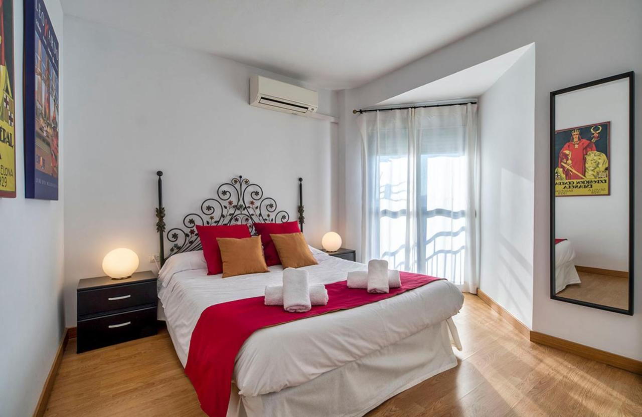 Homefeel Cartuja Seville Luaran gambar